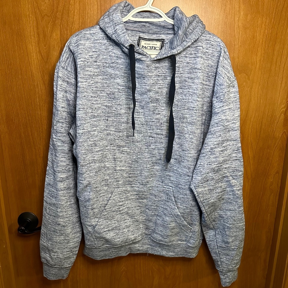 Pacific & Co. men's blue hoodie, size L